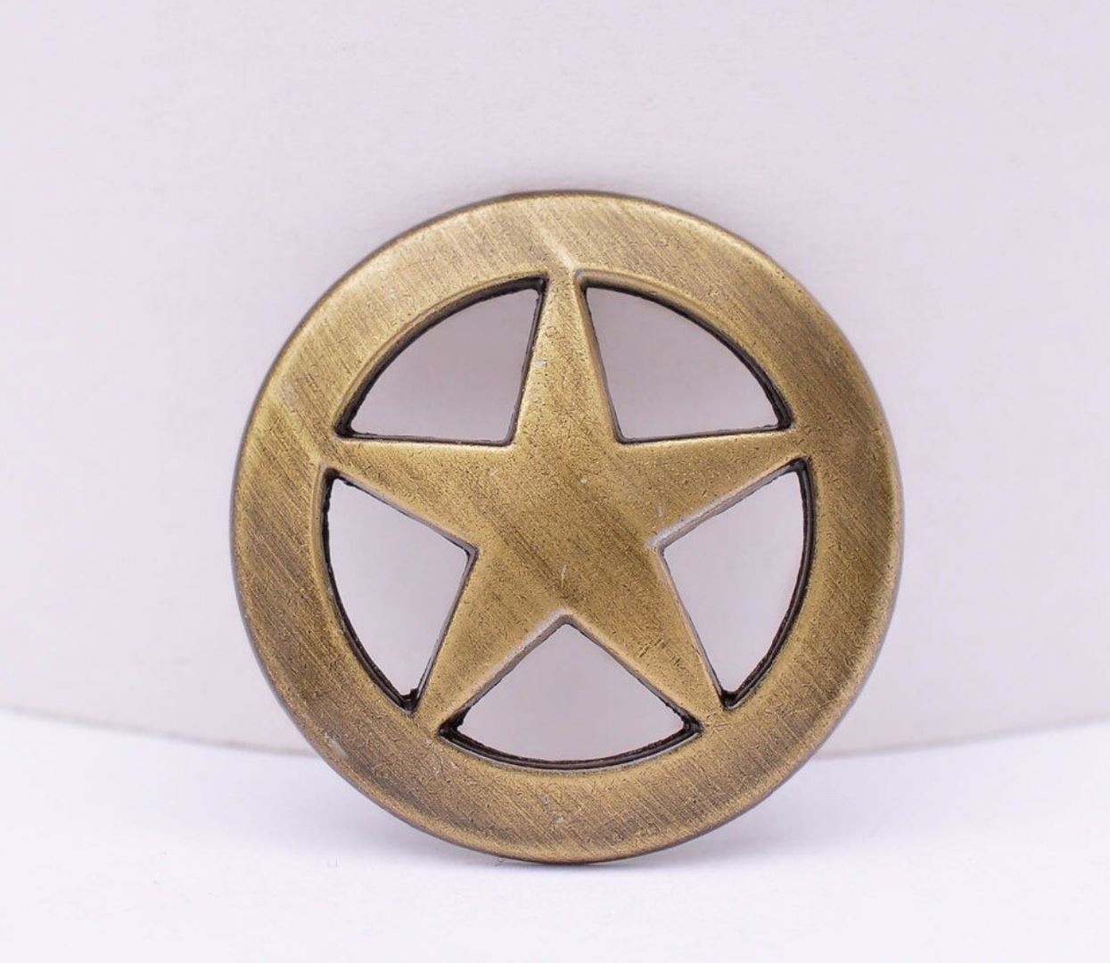 Concho Ziernieten Texas Star 31 mm Gold / Messing